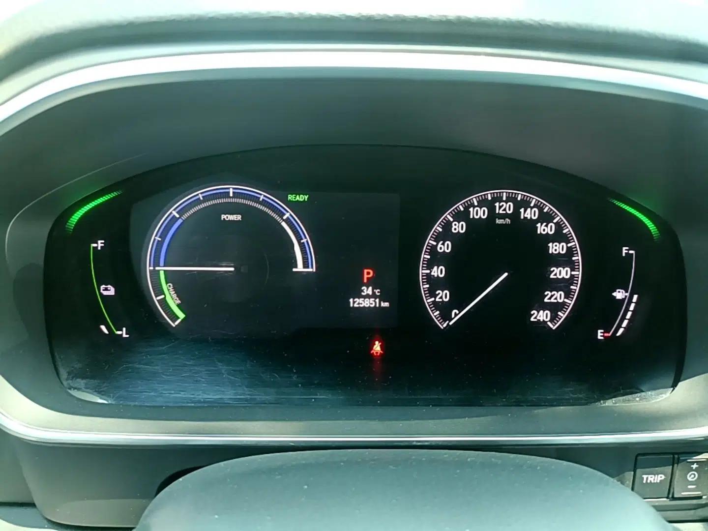 Honda Elysion 2022 2.0L eHEV Luxury Edition — миниатюра 14