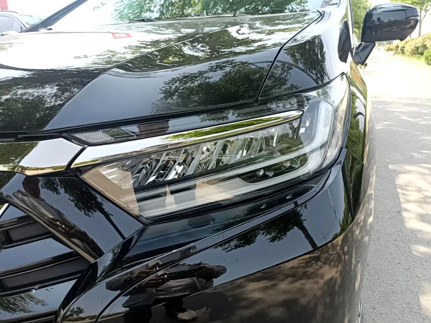 Honda Elysion 2022 2.0L eHEV Luxury Edition — миниатюра 5