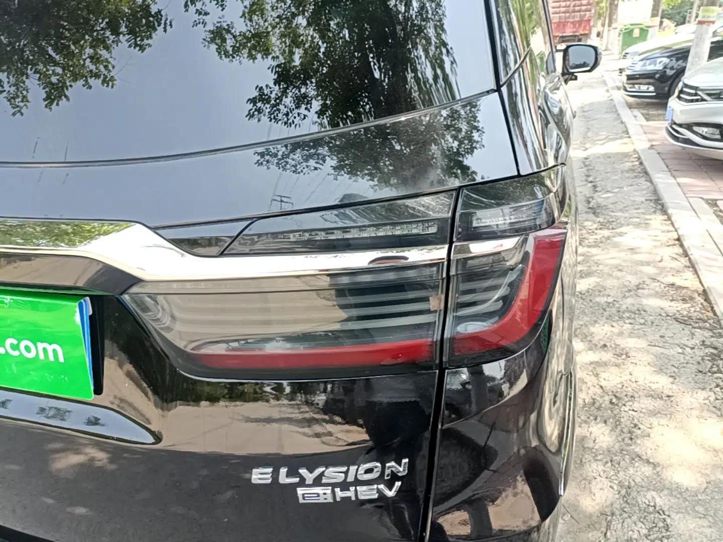 Honda Elysion 2022 2.0L eHEV Luxury Edition — миниатюра 8