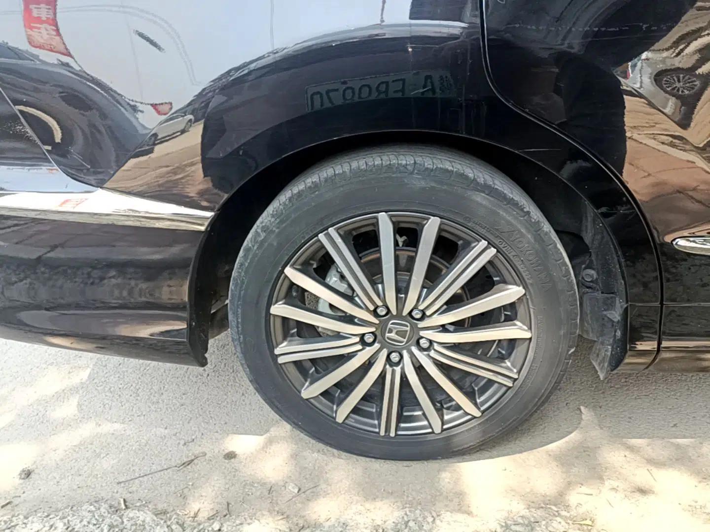 Honda Elysion 2022 2.0L eHEV Luxury Edition — миниатюра 10