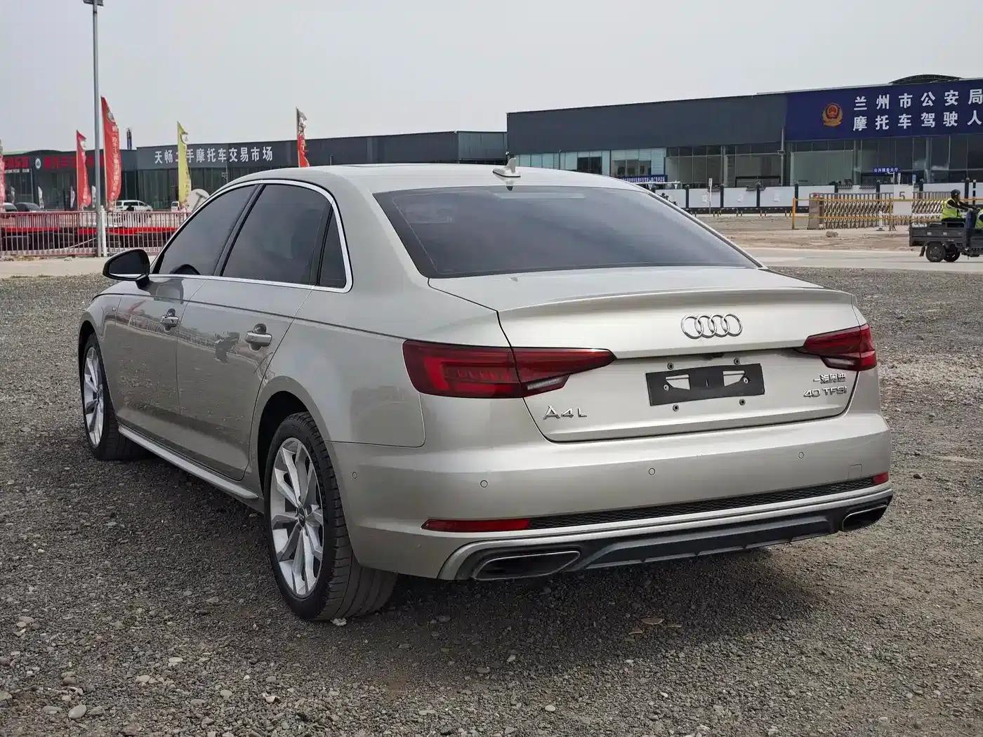 Audi A4L 2019 40 TFSI Fashion Edition (National V Emission Standard) — миниатюра 4