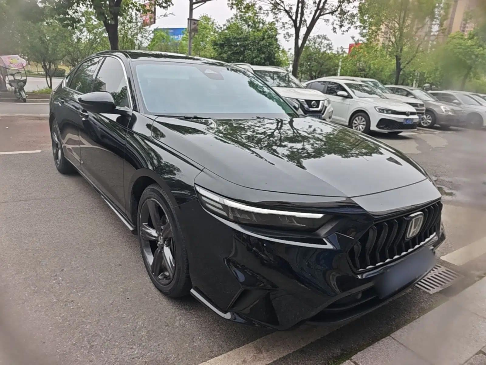 Honda Inspire 2023 260TURBO Deluxe Edition — миниатюра 3