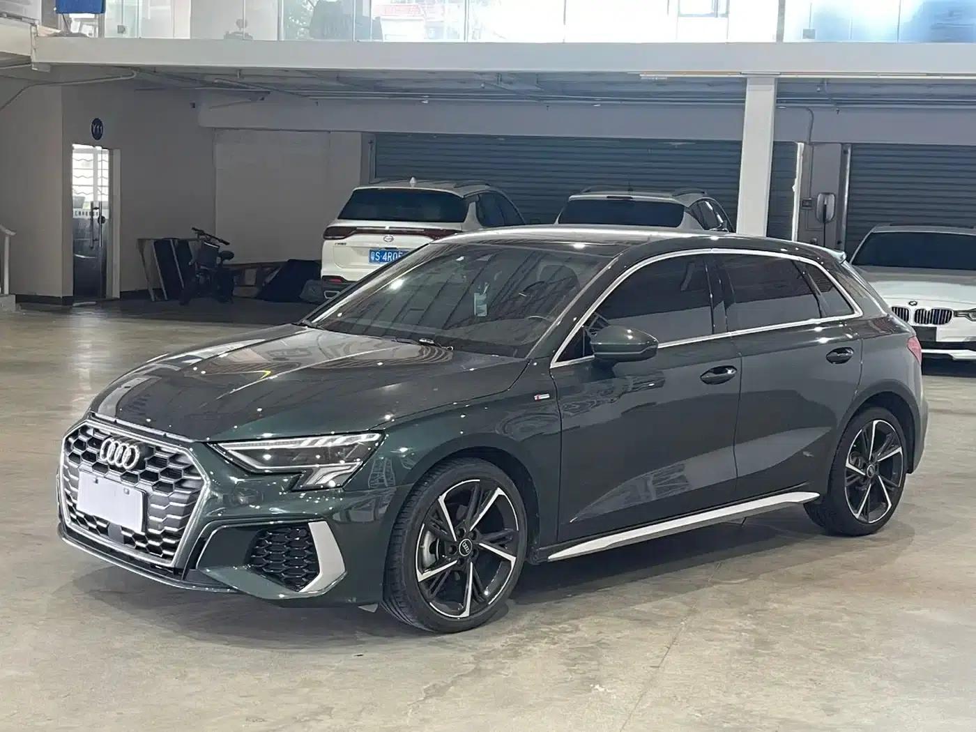 Audi A3 2022 Sportback 35 TFSI Fashion Sport — миниатюра 1