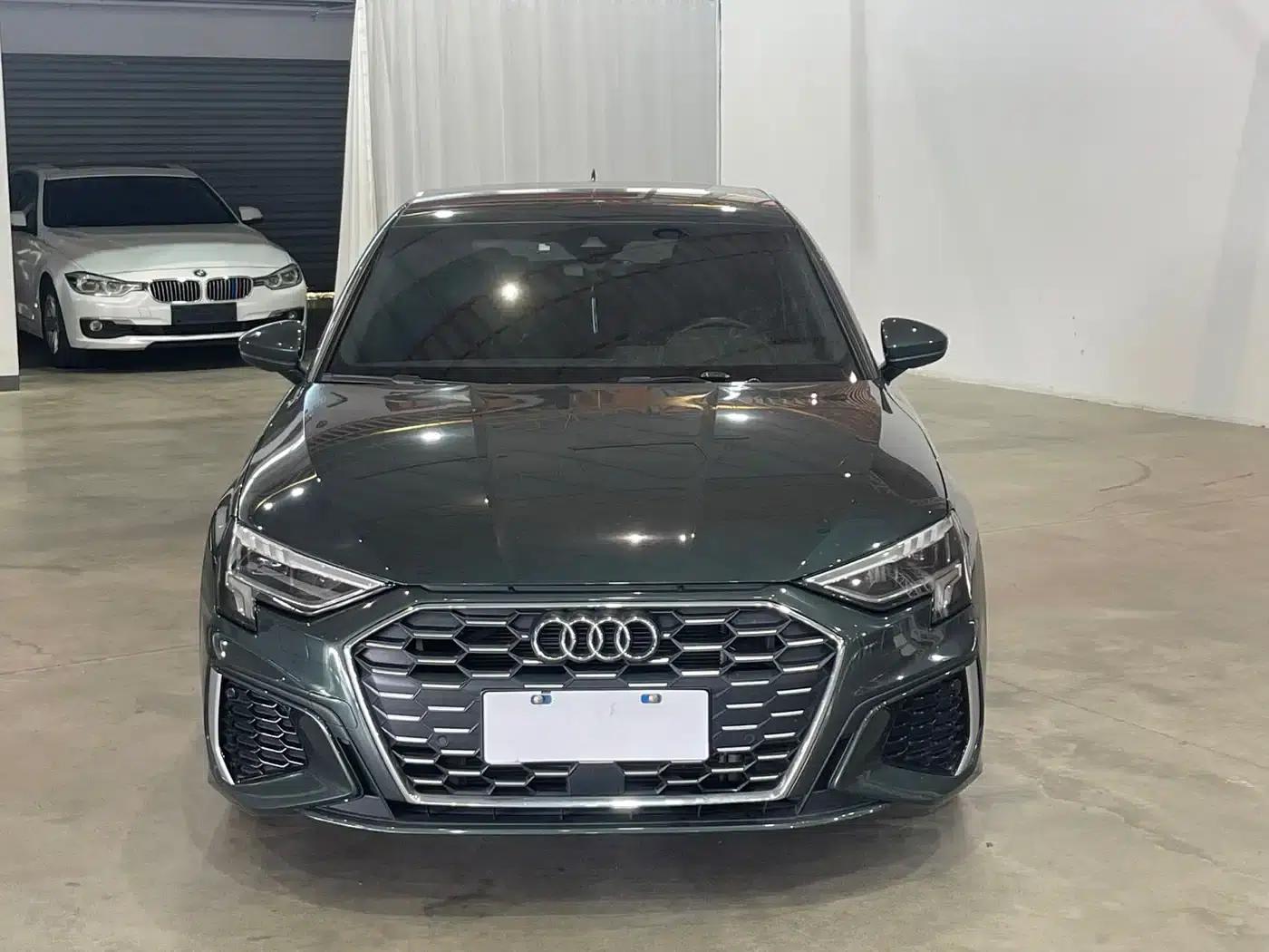 Audi A3 2022 Sportback 35 TFSI Fashion Sport — миниатюра 2