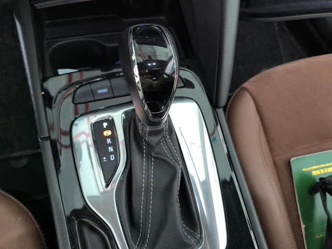 Buick Regal 2019 20T Elite Version China VI Standard — миниатюра 15