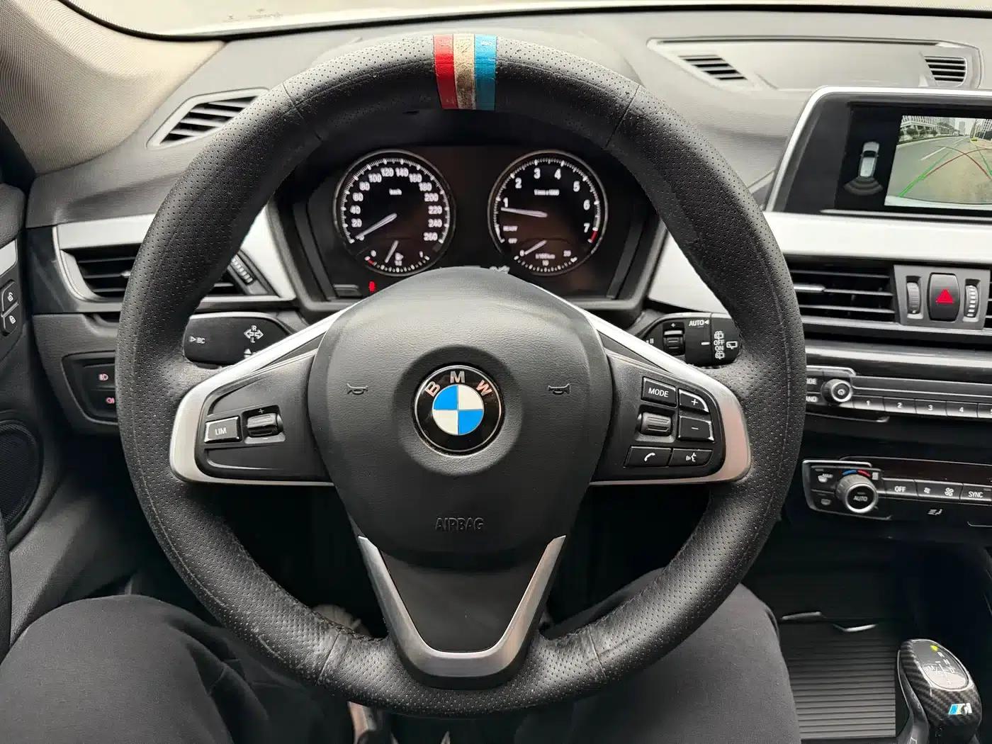 BMW X1 2019 sDrive20Li Leading Edition — миниатюра 6