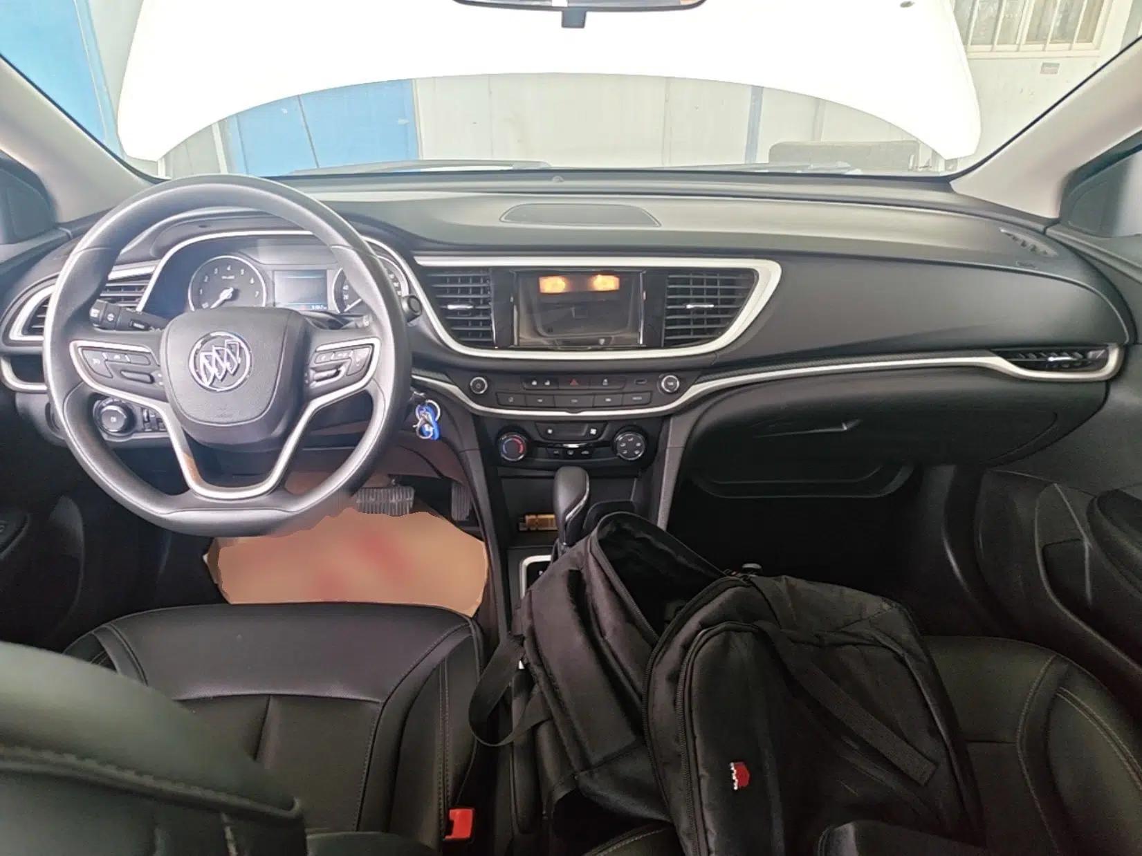 Buick GT 2021 Revised Version 1.3T Automatic Mild Hybrid Elite Edition — миниатюра 13