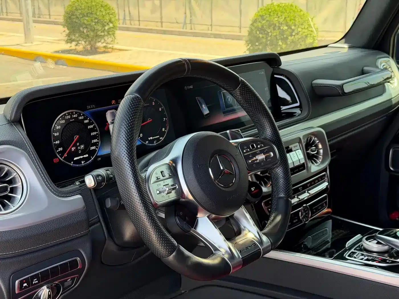 2023 Mercedes-Benz G-Class AMG 63 — миниатюра 8