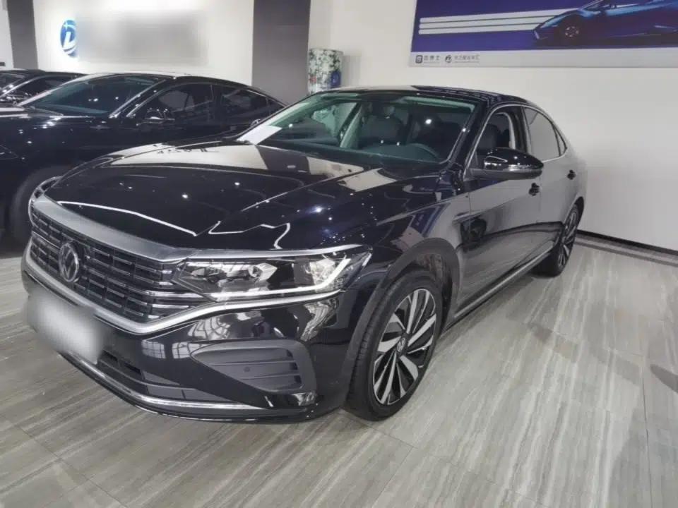 Volkswagen Passat 2025 Premium Version 380TSI Dragon Edition — миниатюра 1