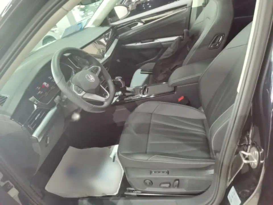 Volkswagen Passat 2025 Premium Version 380TSI Dragon Edition — миниатюра 18