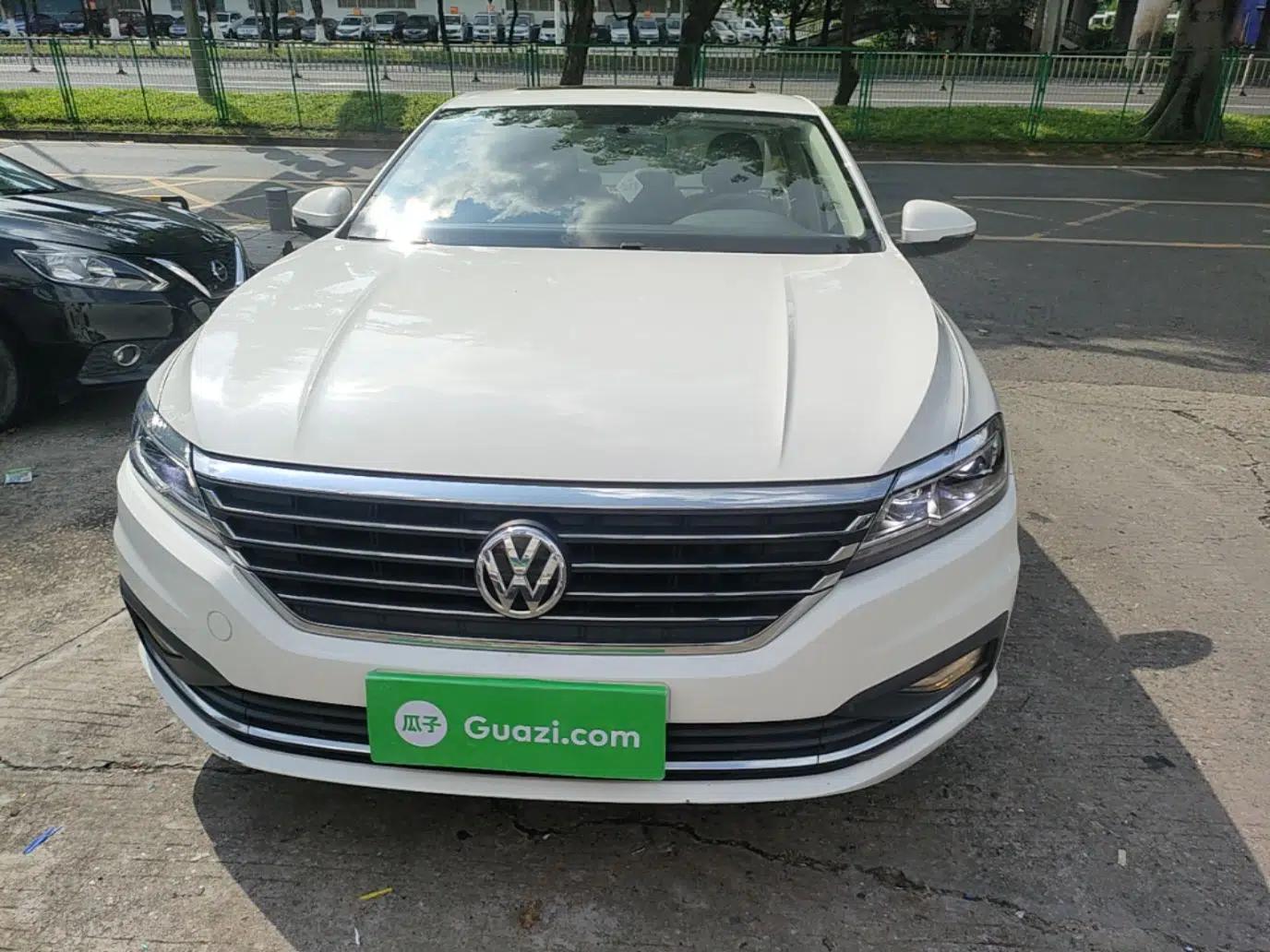 Volkswagen Lavida 2019 1.5L Automatic Vision Edition China VI Standard — миниатюра 2