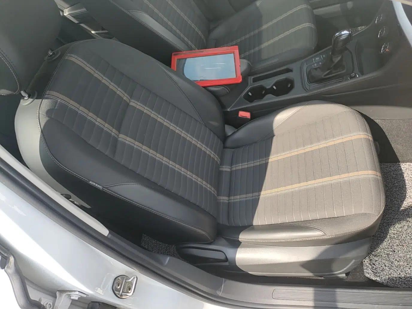 Volkswagen Lavida 2019 1.5L Automatic Vision Edition China VI Standard — миниатюра 23