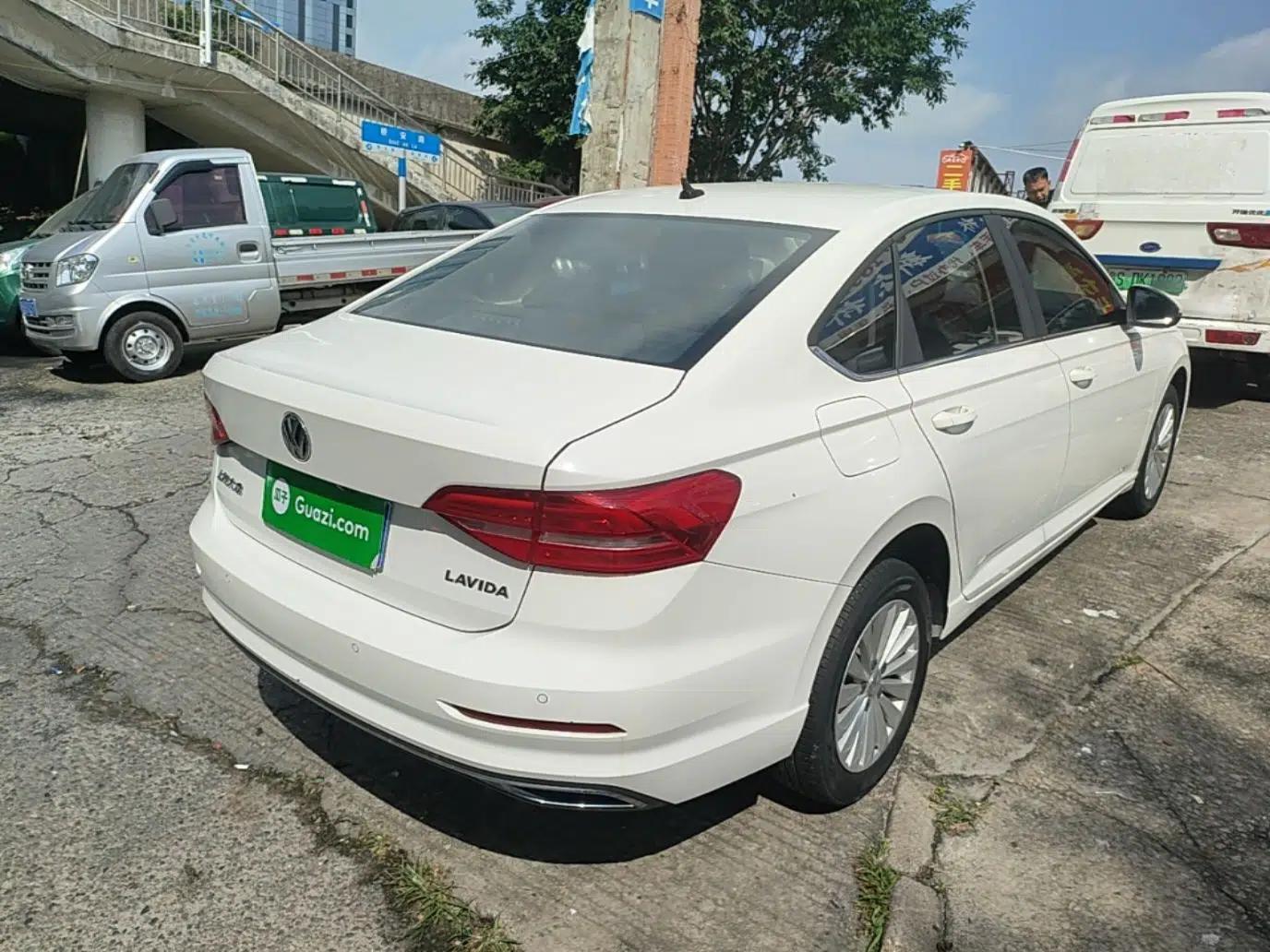 Volkswagen Lavida 2019 1.5L Automatic Vision Edition China VI Standard — миниатюра 6