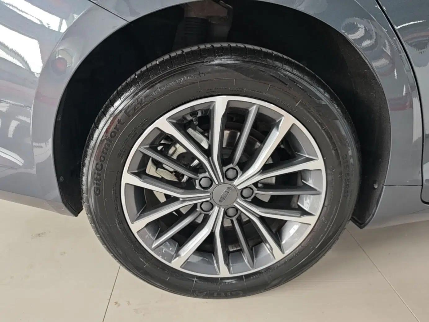 Geely Auto Preface 2023 2.0TD Luxury Version — миниатюра 10