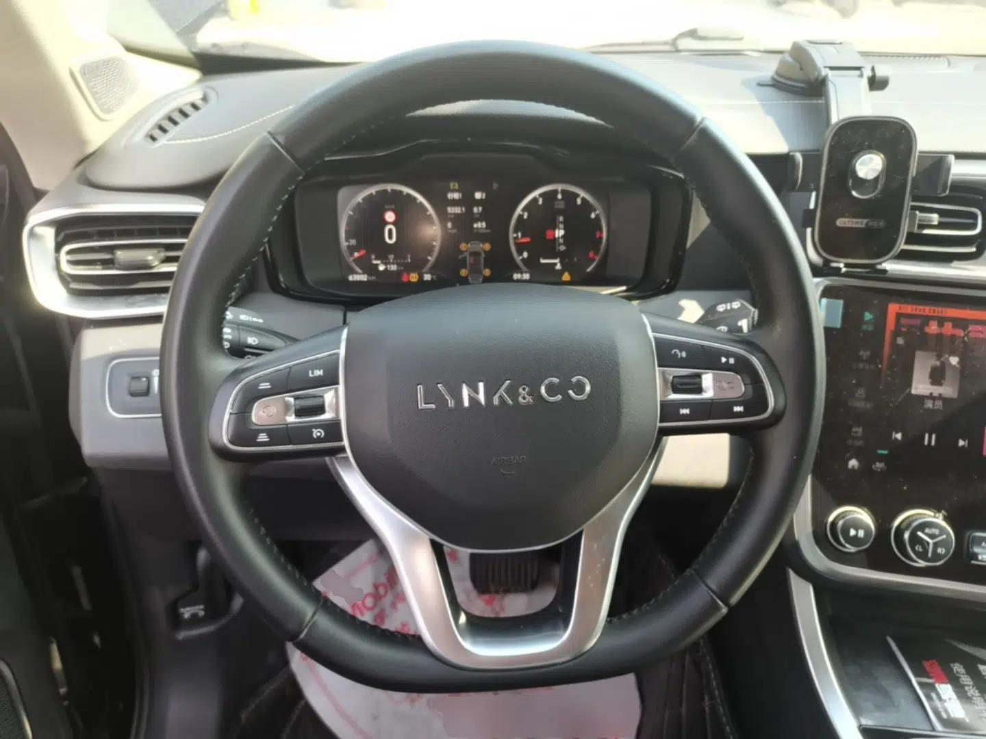 Lynk & Co 01 2019 2.0T Two-Wheel-Drive Pro Version China VI Standard — миниатюра 14