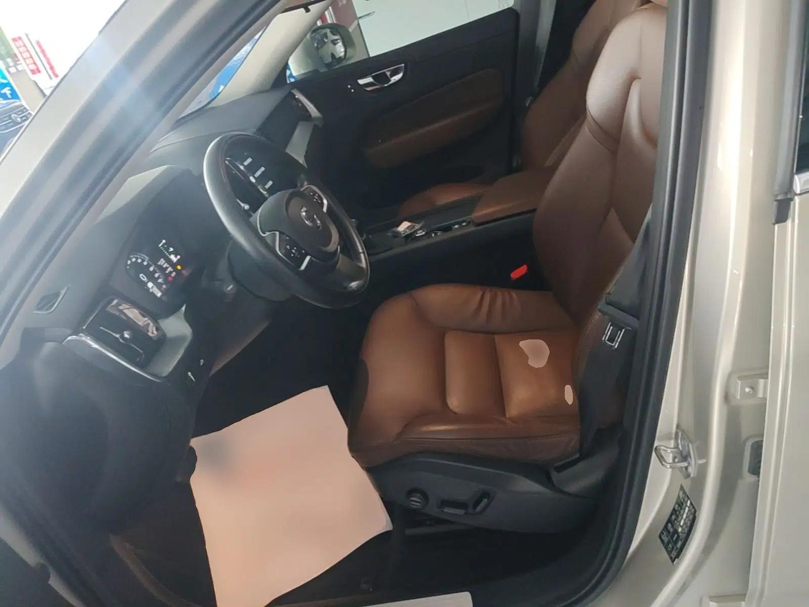 Volvo XC60 2019 T5 4x4 Smart Edition China VI Standard — миниатюра 17