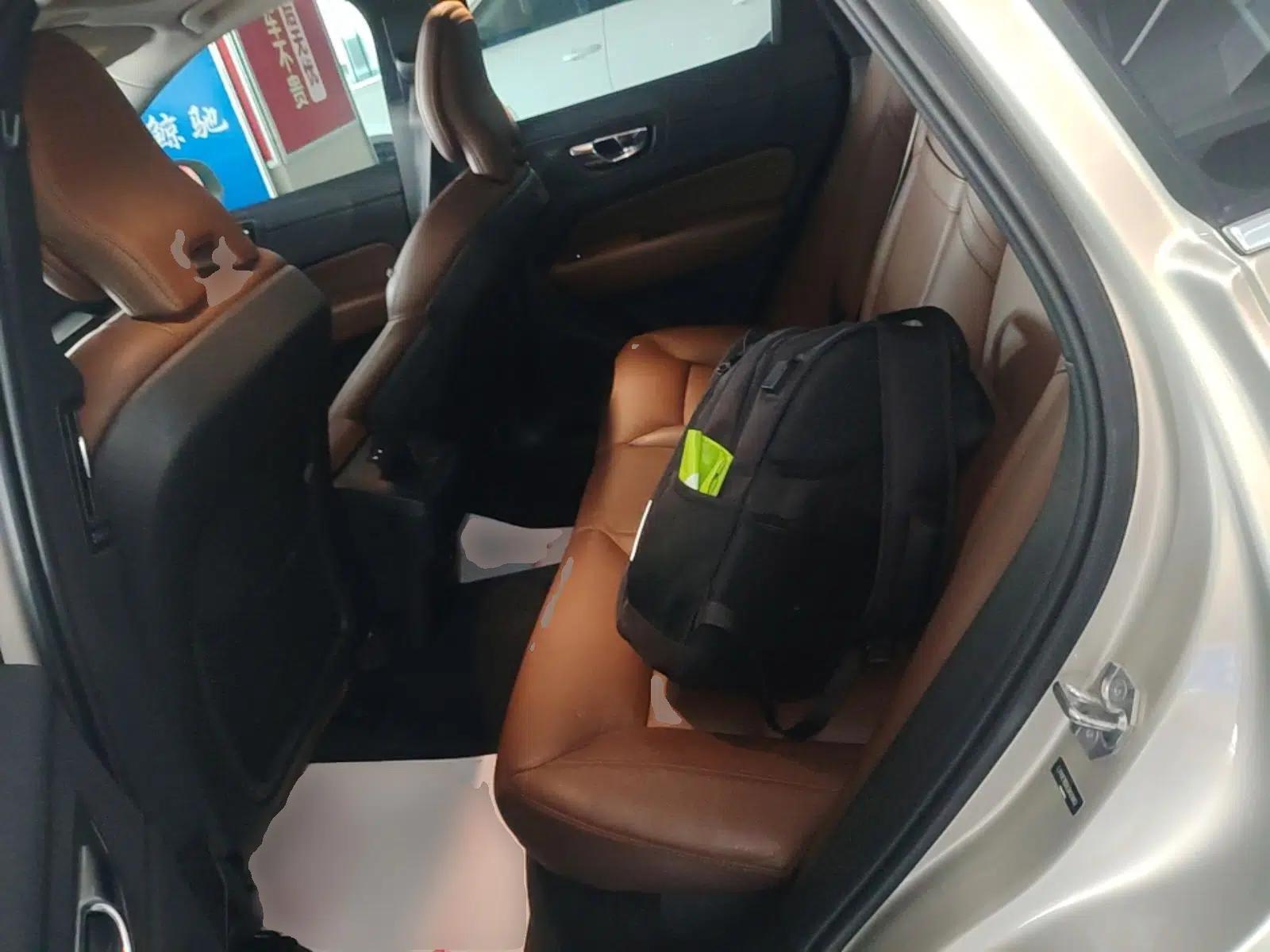 Volvo XC60 2019 T5 4x4 Smart Edition China VI Standard — миниатюра 19