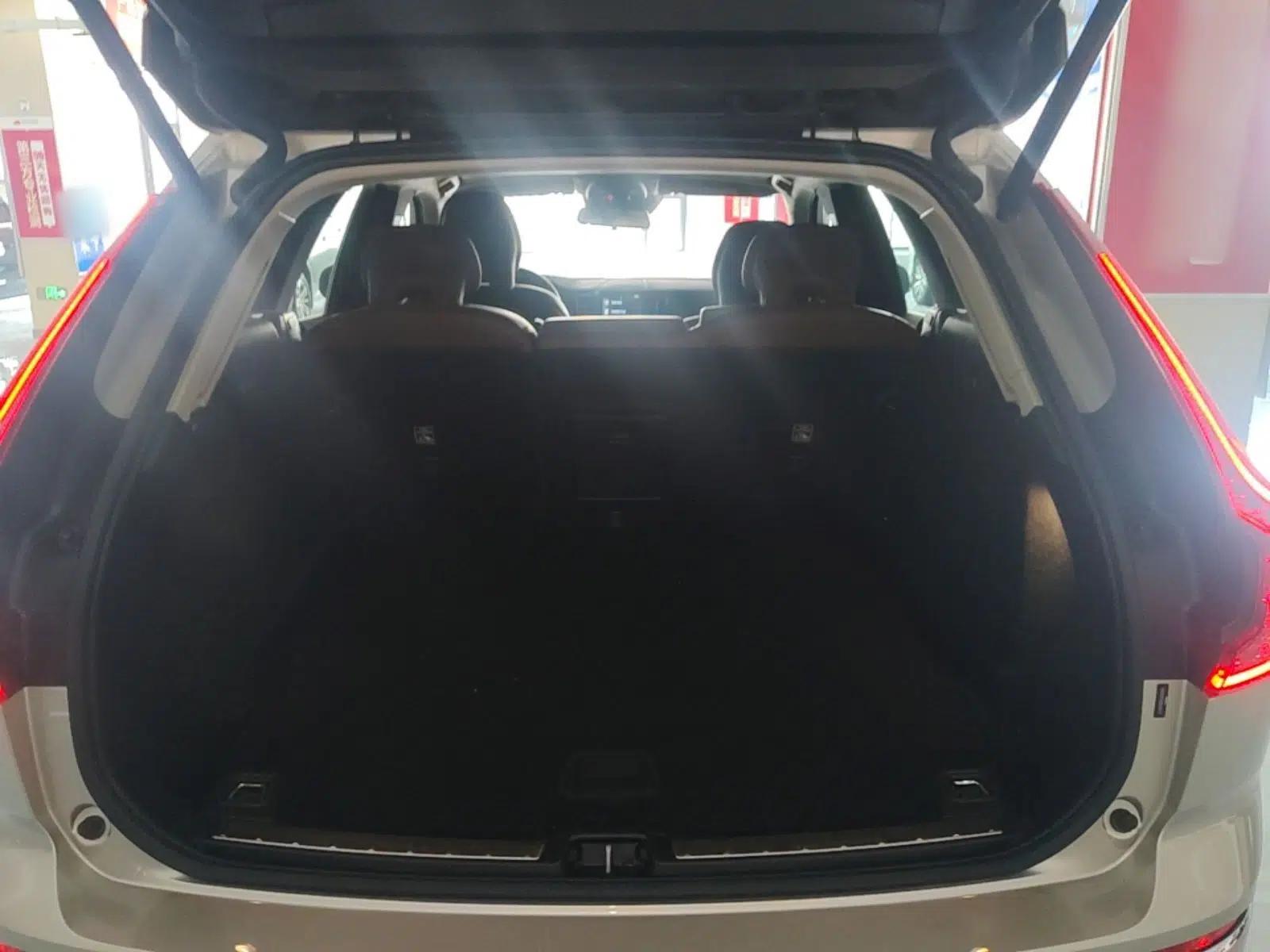 Volvo XC60 2019 T5 4x4 Smart Edition China VI Standard — миниатюра 21