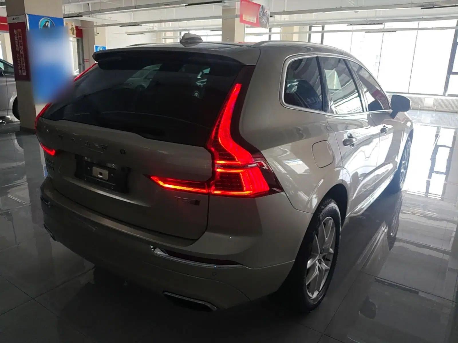 Volvo XC60 2019 T5 4x4 Smart Edition China VI Standard — миниатюра 4