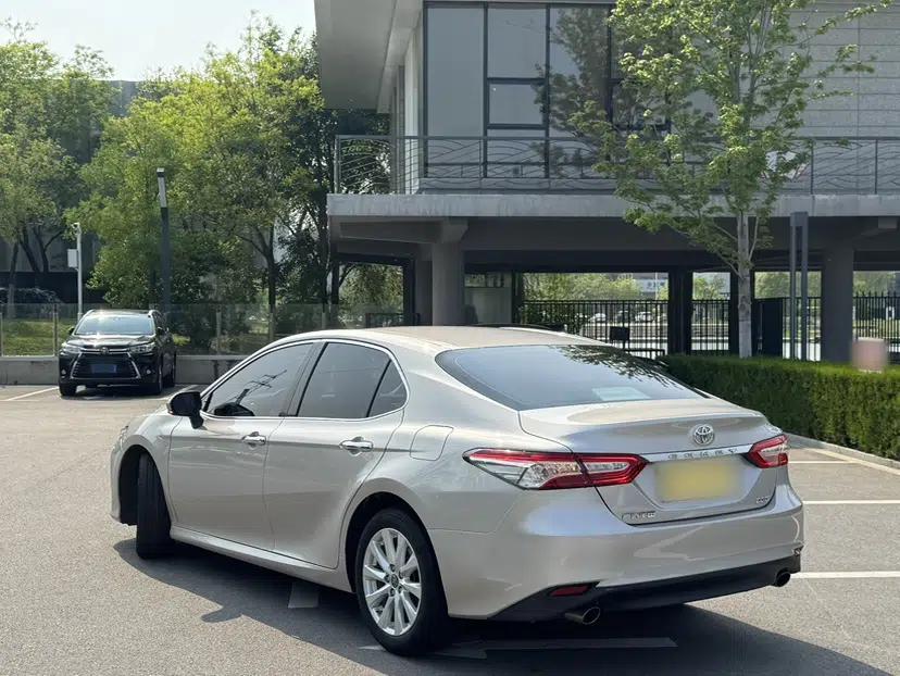 Toyota Camry 2019 2.0G Luxury Edition China VI Standard — миниатюра 4