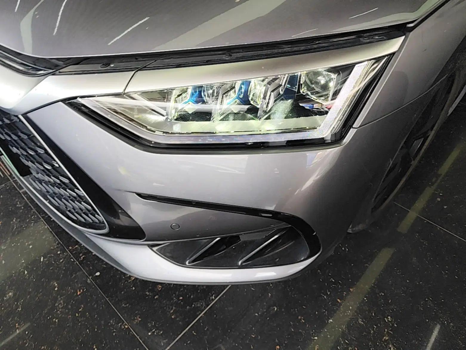BYD Han 2024 DM-i Glory Edition 121KM Prestige Model — миниатюра 5