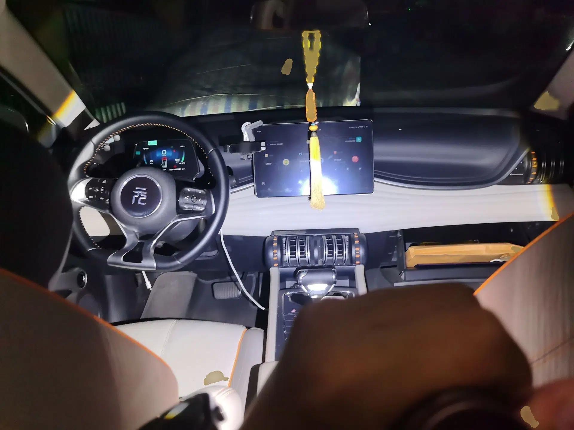 BYD Yuan PLUS 2024 Honor Edition 510KM Leading Model — миниатюра 18