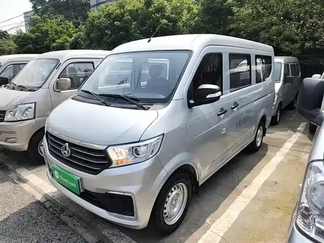 Crossstar V3 2023 1.5L Gasoline Standard 7-Seater Bus