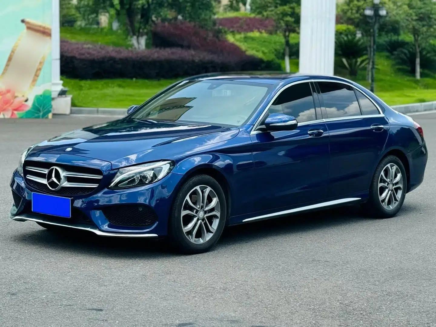 Mercedes-Benz C-Class 2015 Restyled C 180 L Sport Edition — миниатюра 1