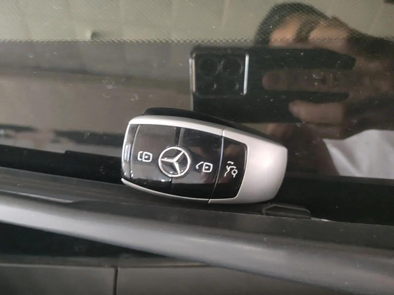 Mercedes-Benz B-Class 2016 B 200 Exclusive Edition — миниатюра 12