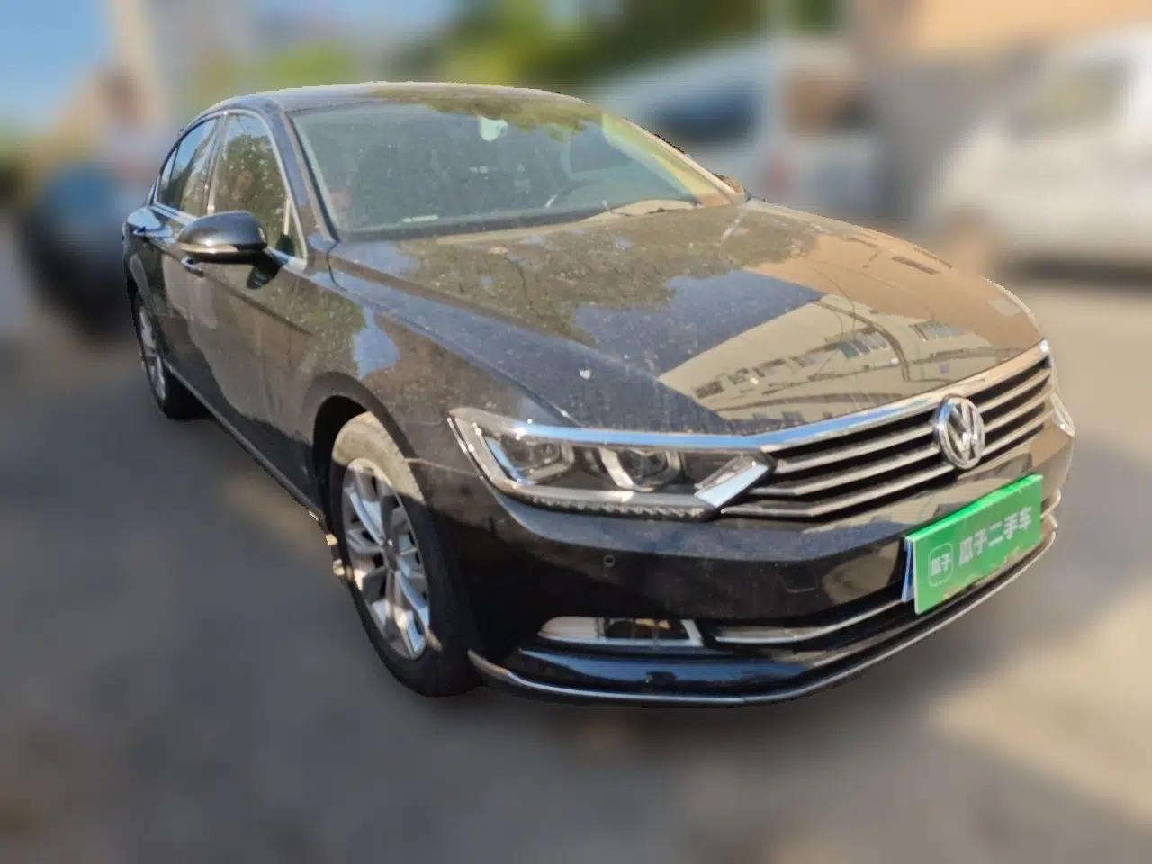 Volkswagen Magotan 2017 330TSI DSG Luxury Model — миниатюра 3