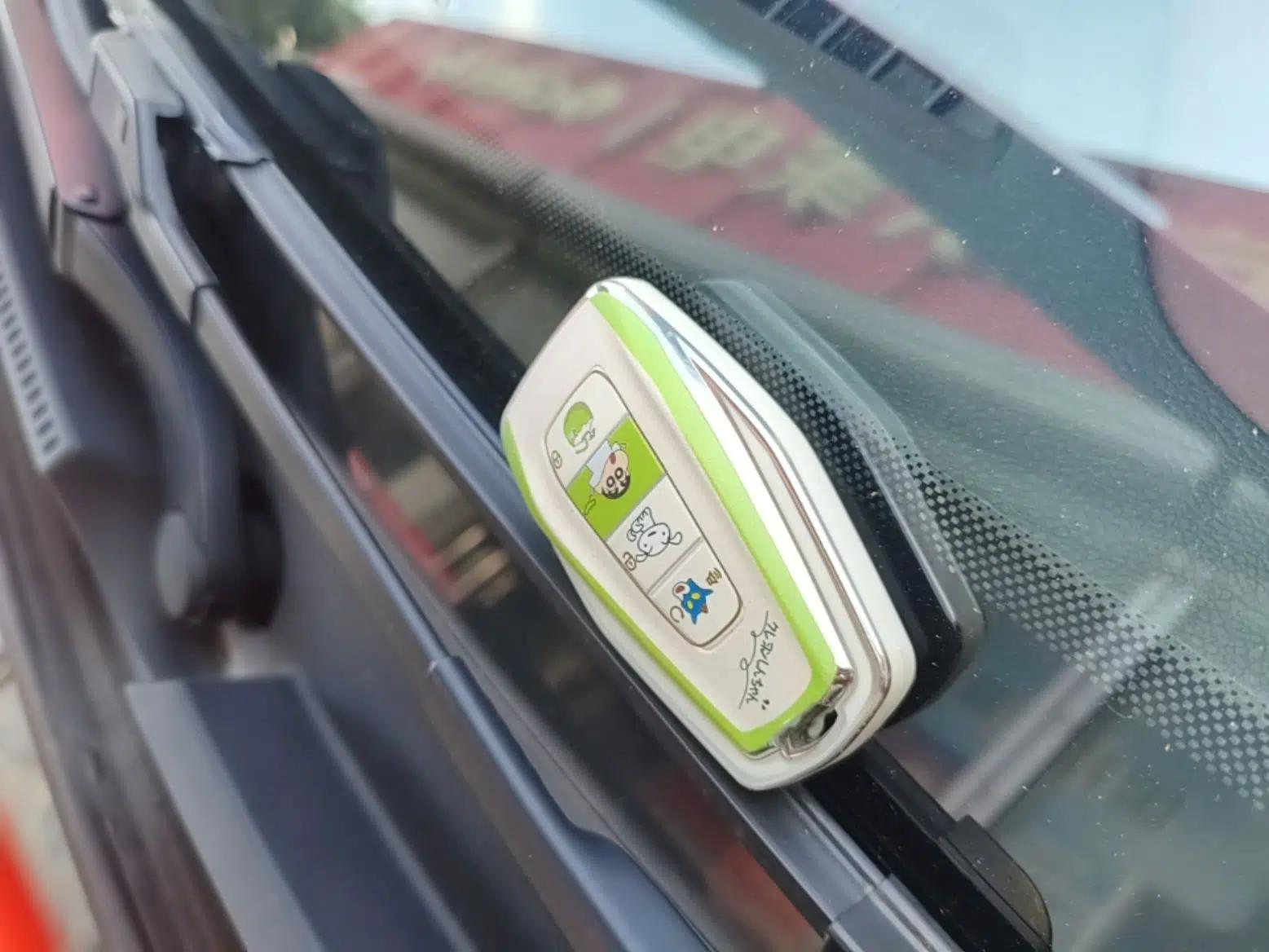 Geely Auto Coolray 2020 PRO 260T DCT Ranger — миниатюра 12