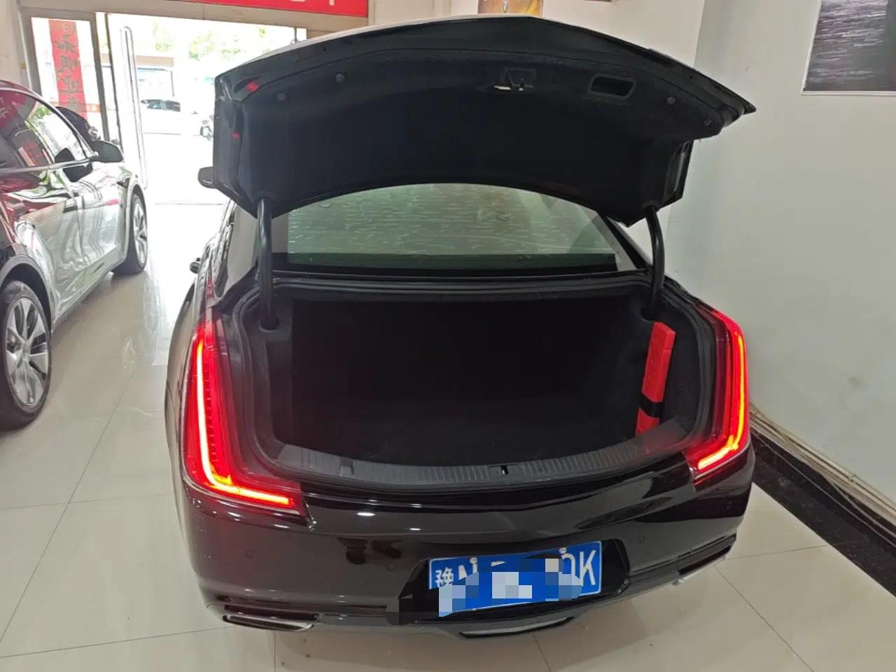 Cadillac XTS 2018 28T Tech Edition — миниатюра 22