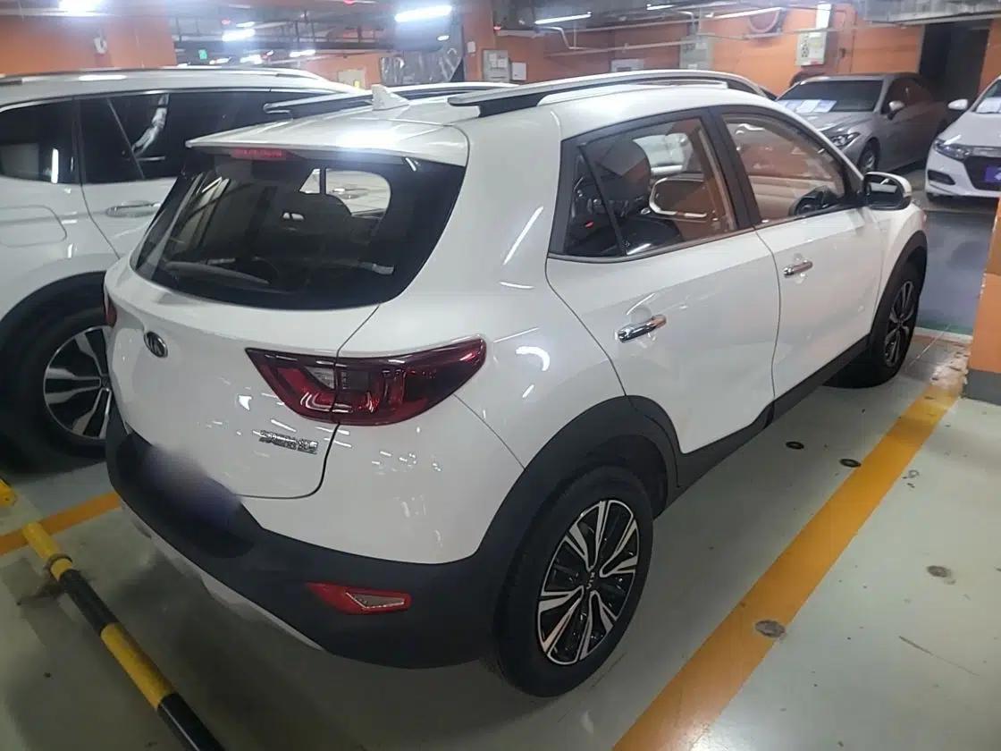 Kia kx1 Stonic 2019 1.4L Automatic Fun Edition China VI — миниатюра 6