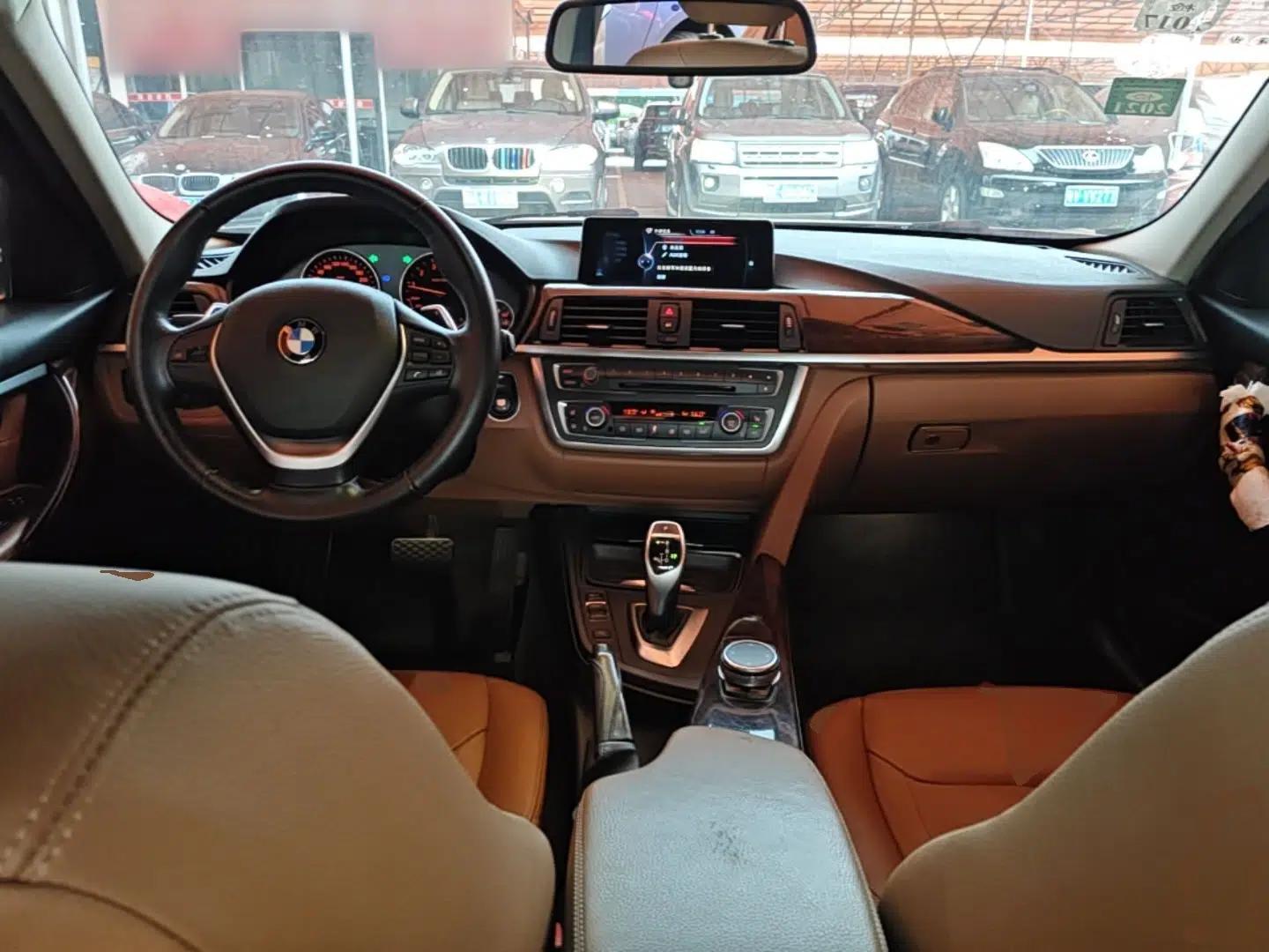 BMW 3 Series 2015 320Li Luxury Design Package Premium Edition — миниатюра 12