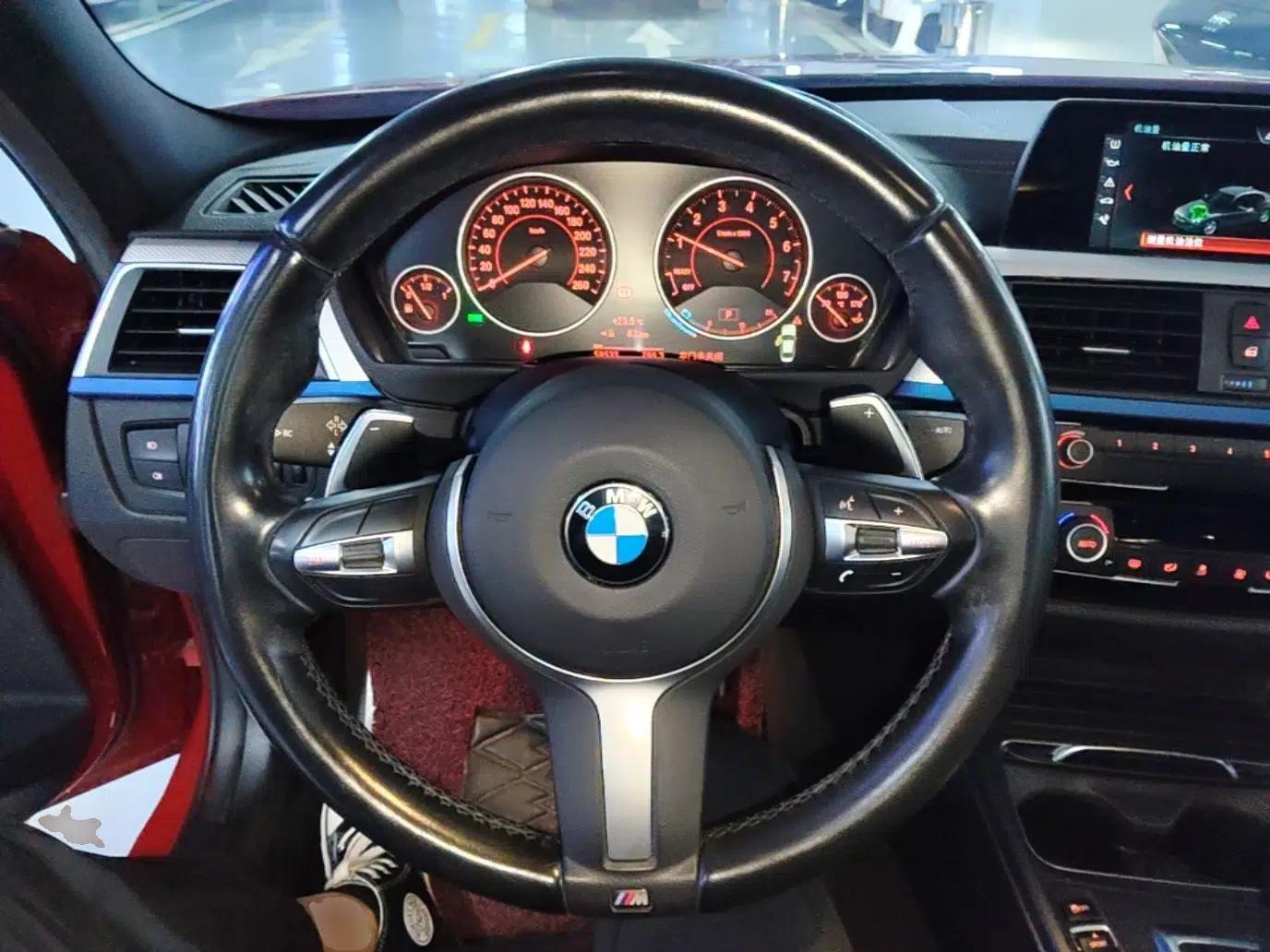BMW 3 Series 2019 320i M Sport Package — миниатюра 14