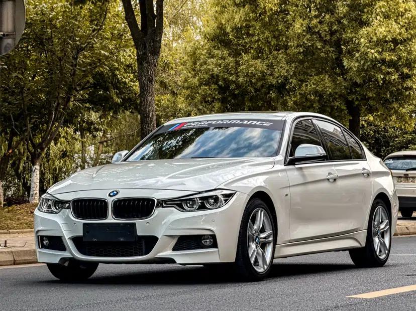 BMW 3 Series 2018 320i M Sport Package — миниатюра 1