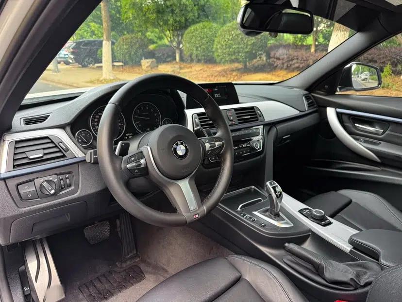 BMW 3 Series 2018 320i M Sport Package — миниатюра 19