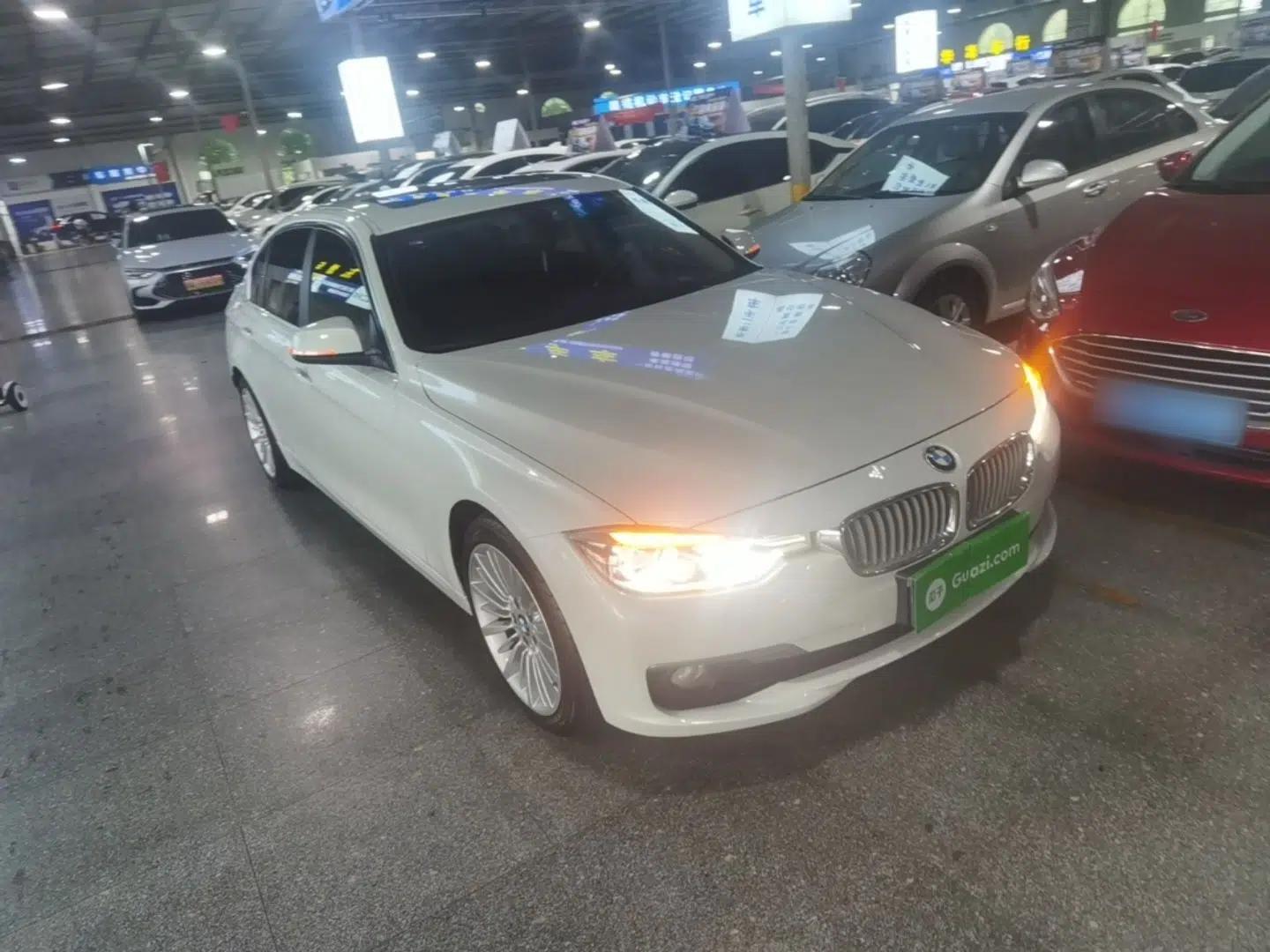 BMW 3 Series 2018 320Li Fashion Model — миниатюра 3