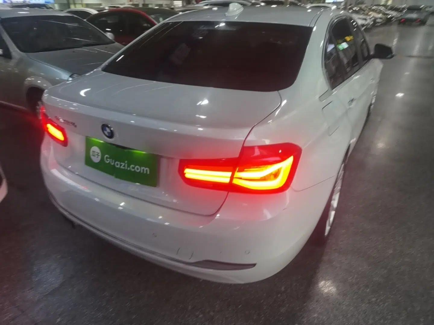 BMW 3 Series 2018 320Li Fashion Model — миниатюра 7