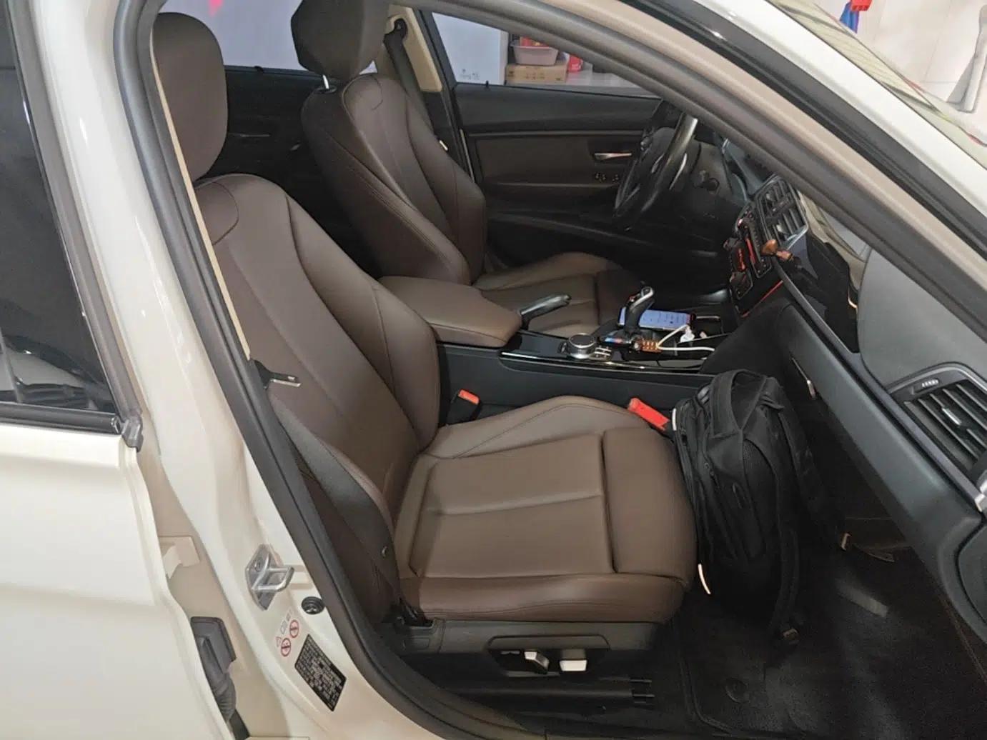 BMW 3 Series 2018 320Li Leading Model M Sport Package — миниатюра 23