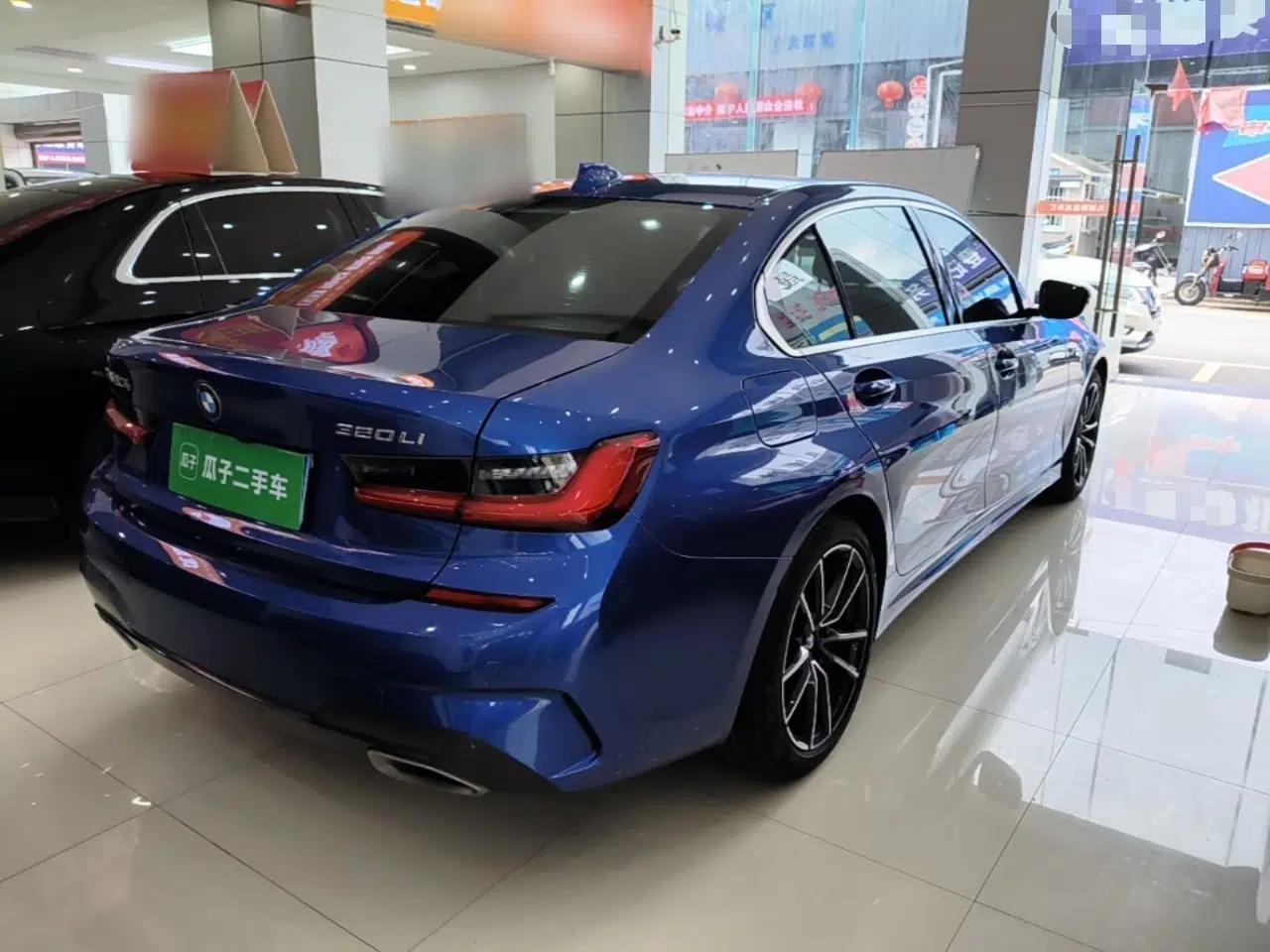 BMW 3 Series 2021 Second Facelift 320Li M Sport Package — миниатюра 6