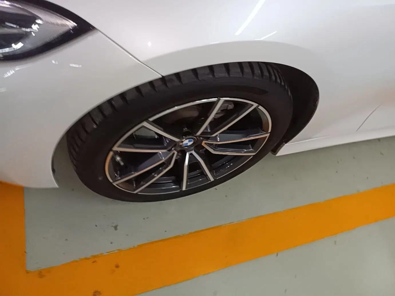 BMW 3 Series 2022 320Li M Sport Package — миниатюра 8