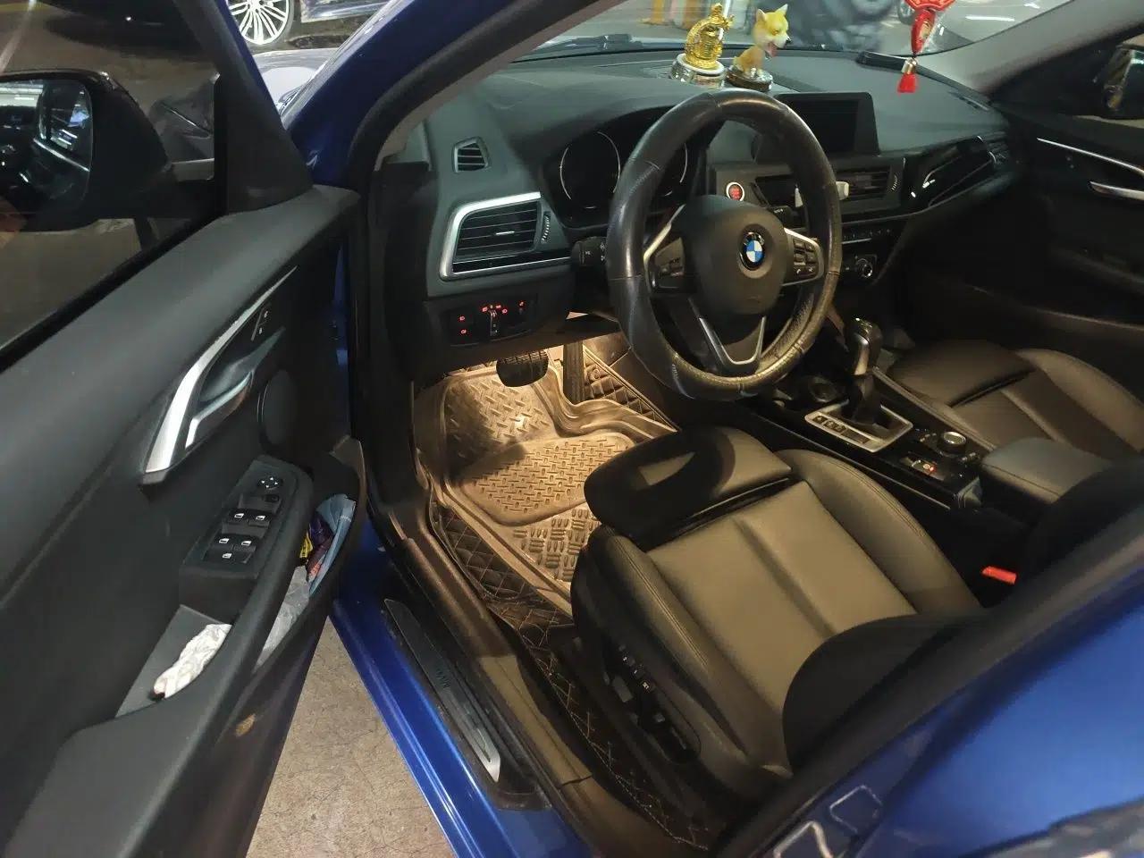 BMW 1 Series 2017 118i Sport Edition — миниатюра 17