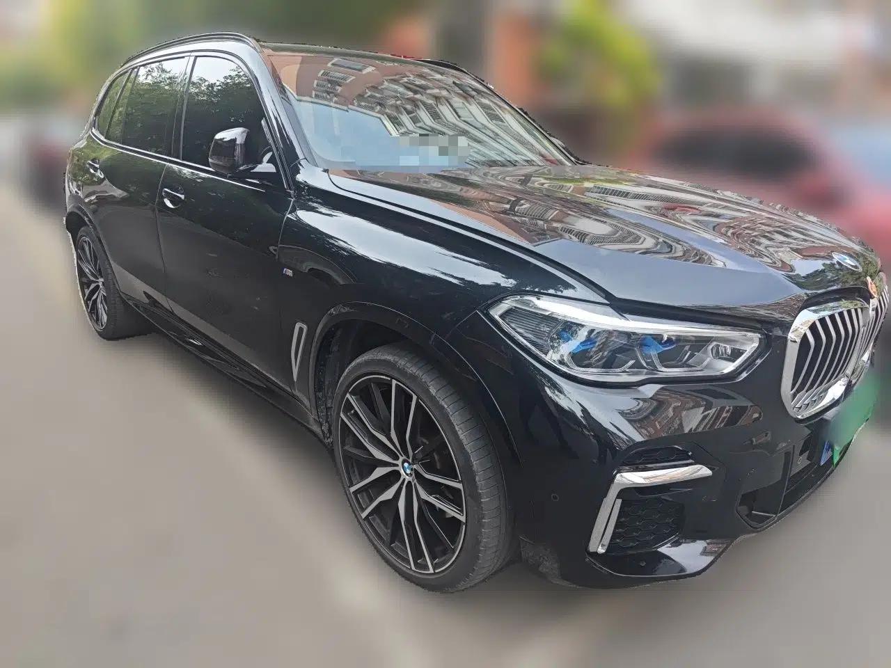 BMW X5 2022 xDrive 40Li M Sport Package — миниатюра 3