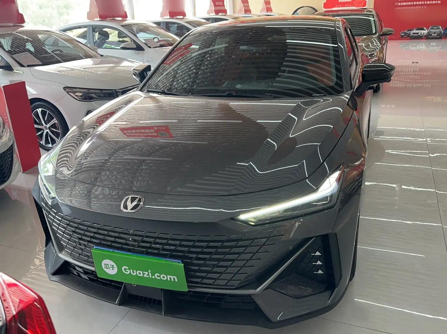 CHANGAN UNI-V 2022 1.5T Prestige Version — миниатюра 3