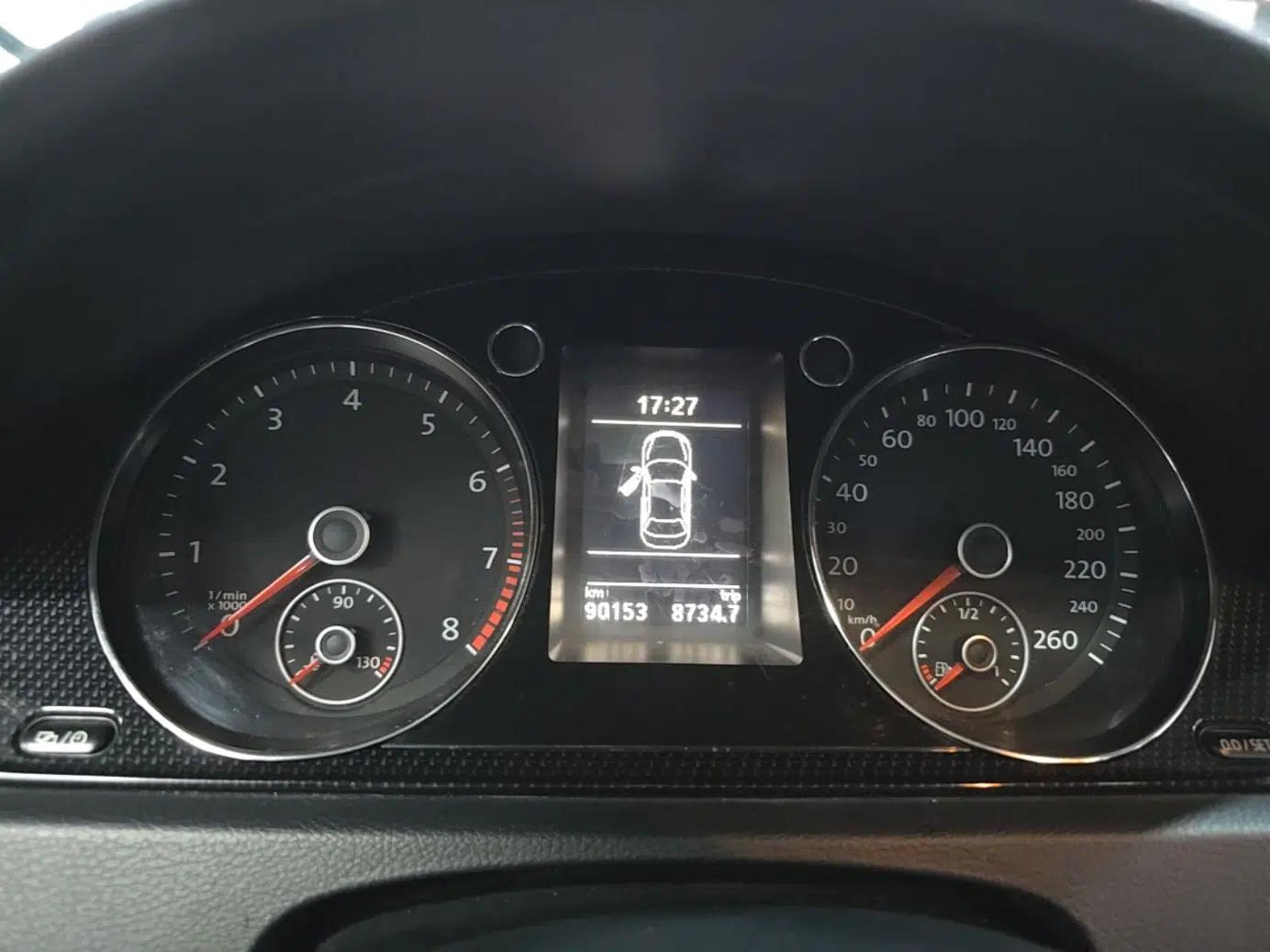 Volkswagen Magotan 2015 1.8TSI Luxury Model — миниатюра 13