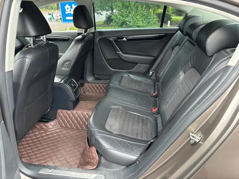 Volkswagen Magotan 2015 1.8TSI Luxury Model — миниатюра 24