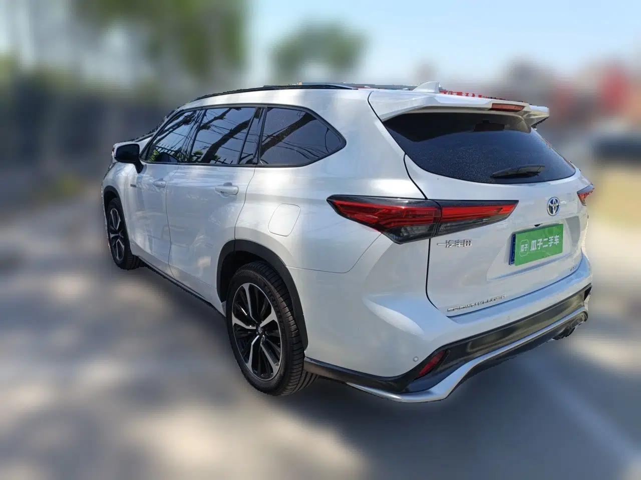Toyota Crown Kluger 2021 2.5L HEV Four-Wheel Drive Premium Edition — миниатюра 4