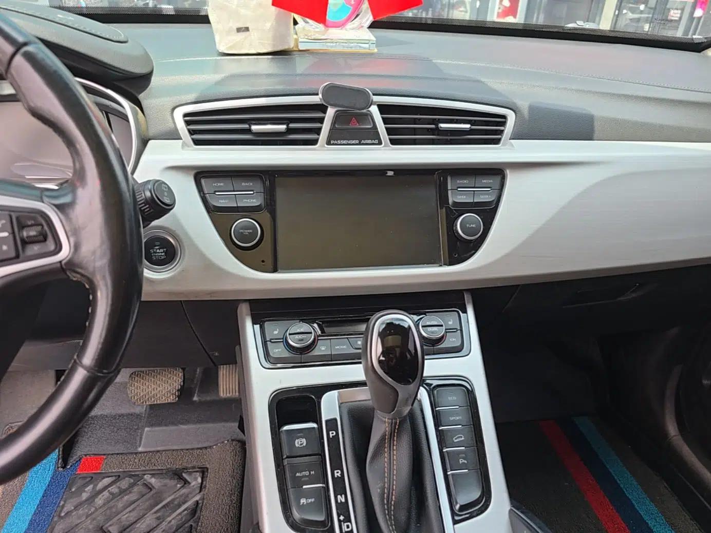 Geely Auto Emgrand X7 Sport 2016 1.8TD Automatic ZhiZun Version — миниатюра 16