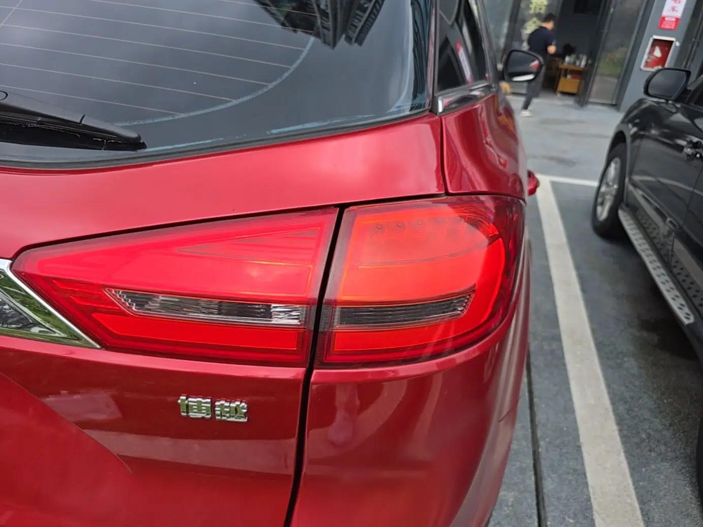 Geely Auto Emgrand X7 Sport 2016 1.8TD Automatic ZhiZun Version — миниатюра 7
